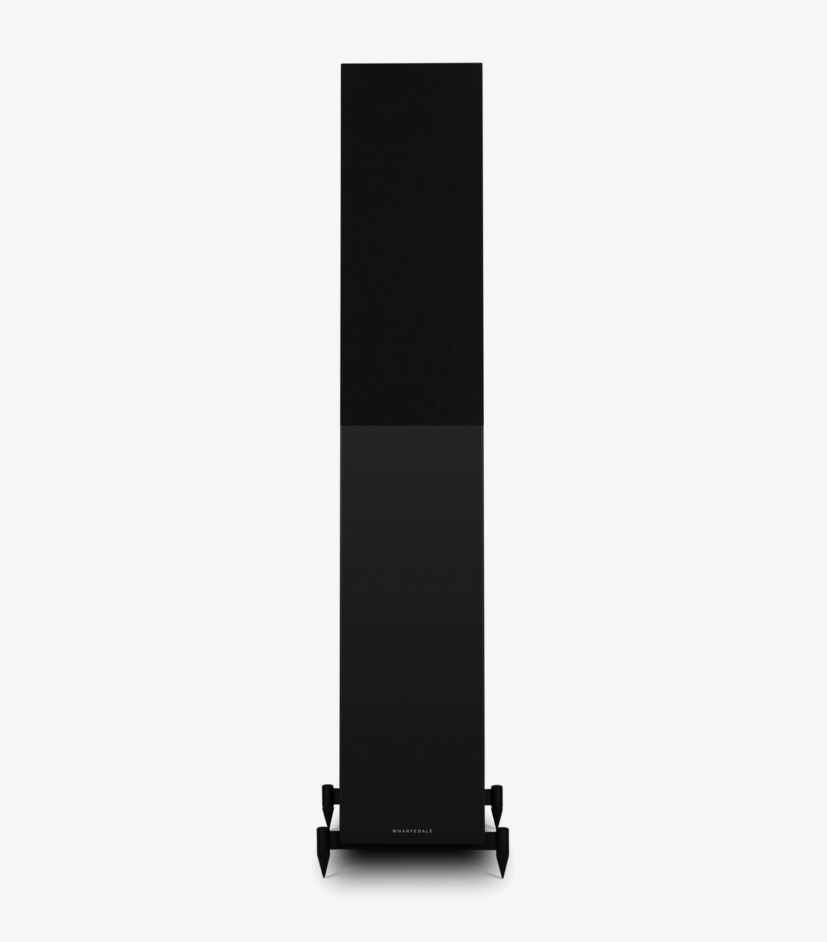 Diamond 12.4i Floorstanding Speakers in walnut