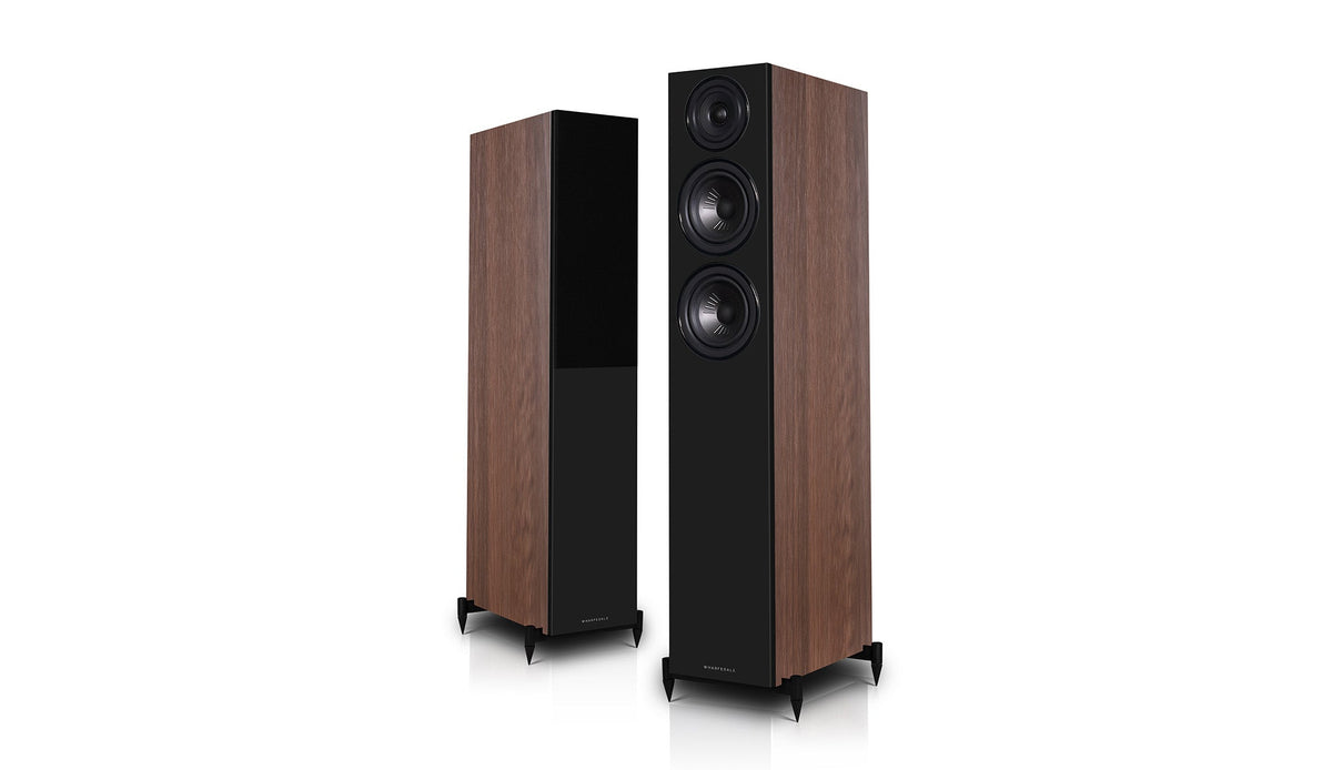 Diamond 12.4i Floorstanding Speakers in walnut