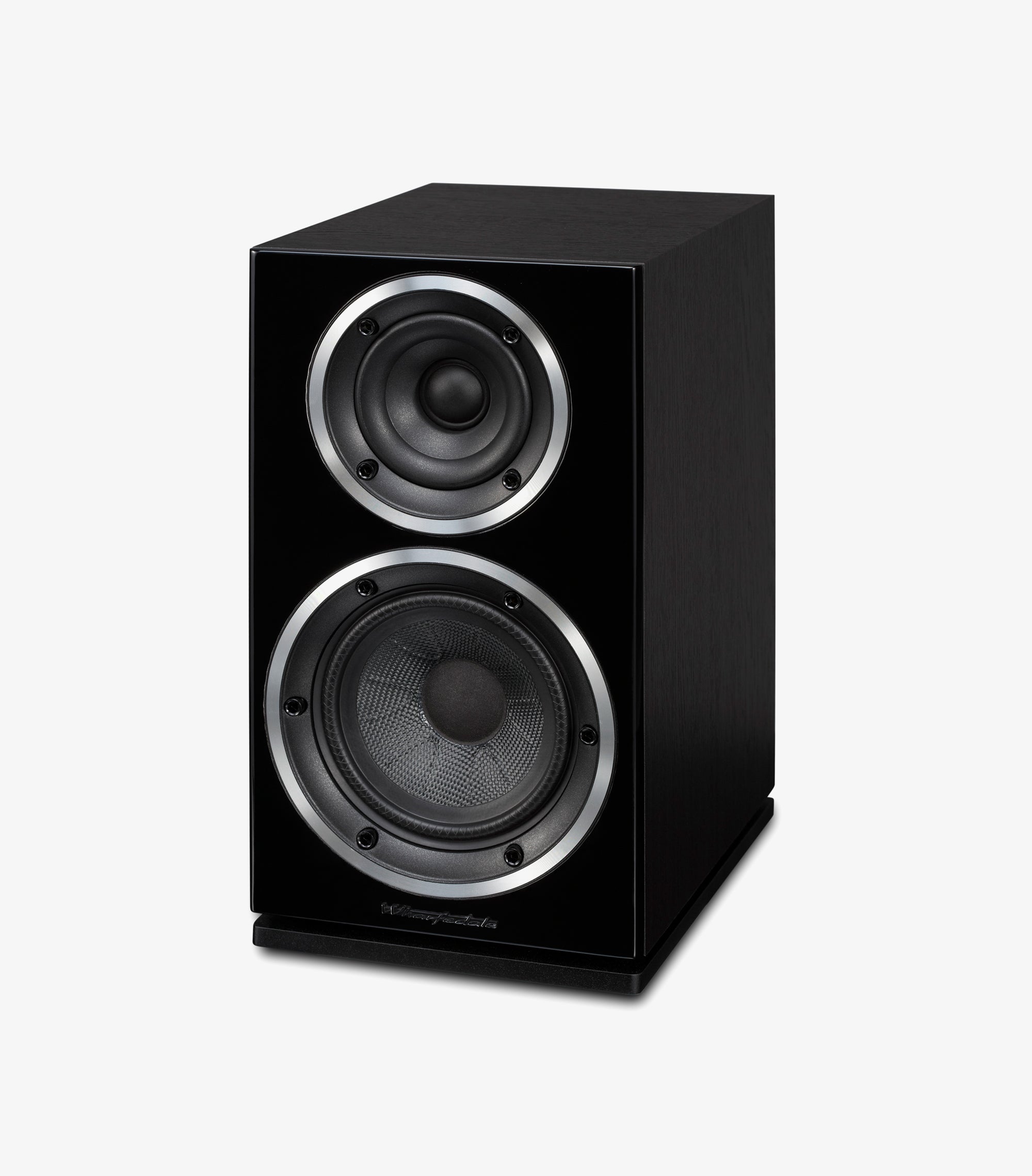 Diamond 220 Bookshelf Speakers