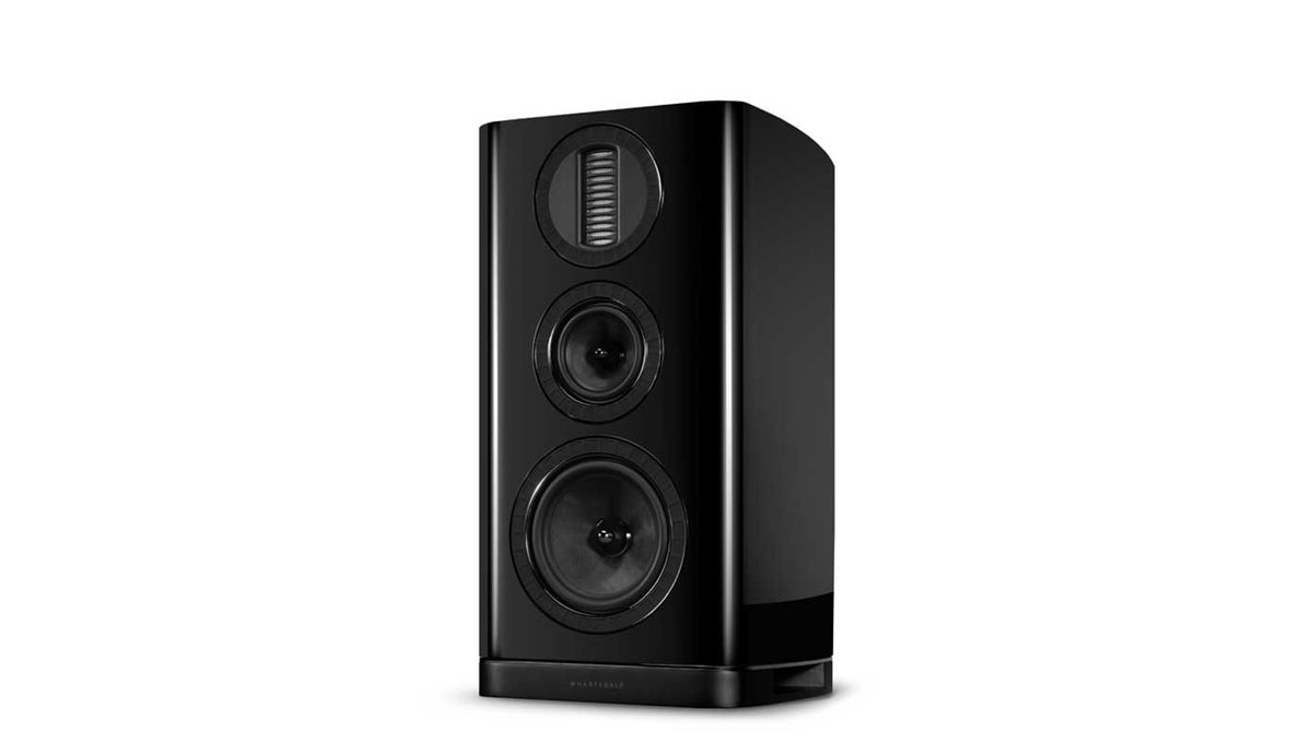 Aura 2 bookshelf speaker in black