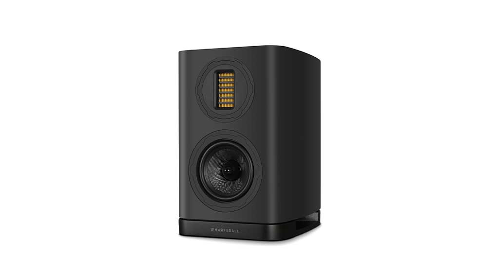 EVO 5.1 Bookshelf Speakers in black